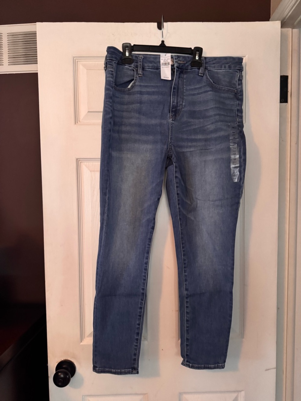 American Eagle Outfitters Women's Medium Faded Blue Straight Leg Jeans